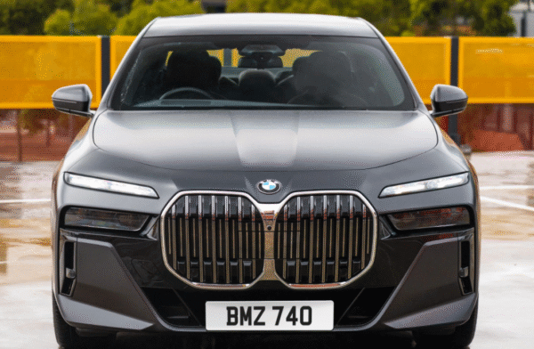 PRIVATE NUMBER PLATE  ( BMZ 740 )